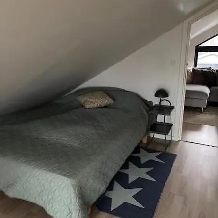 펜션 Lovely Near With Sauna *